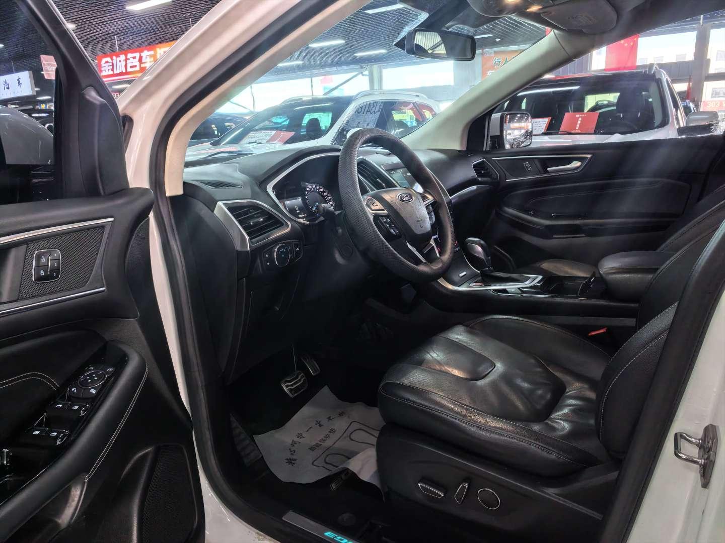 Ford Edge 2017 thumb 6