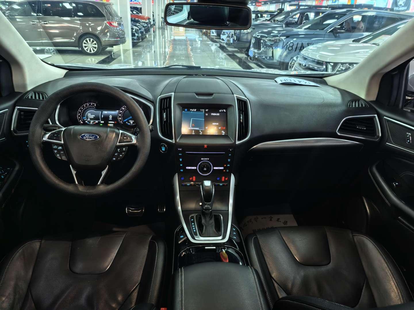 Ford Edge 2017 thumb 12