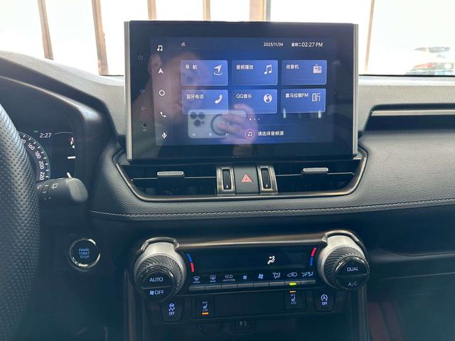 Toyota RAV4 2022 thumb 4