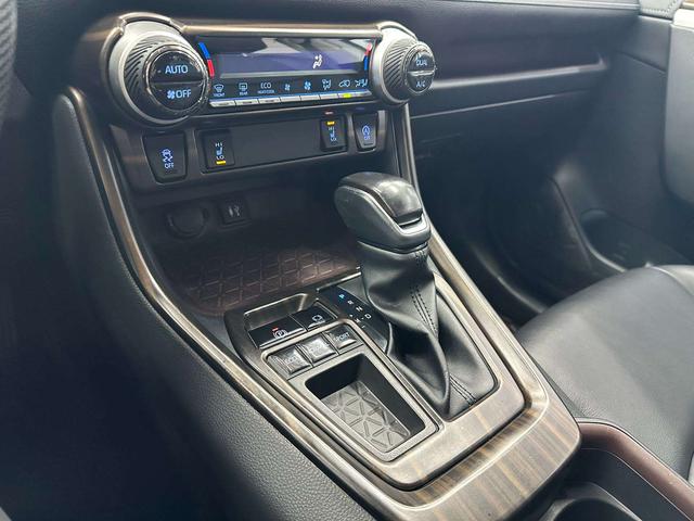 Toyota RAV4 2022 thumb 9