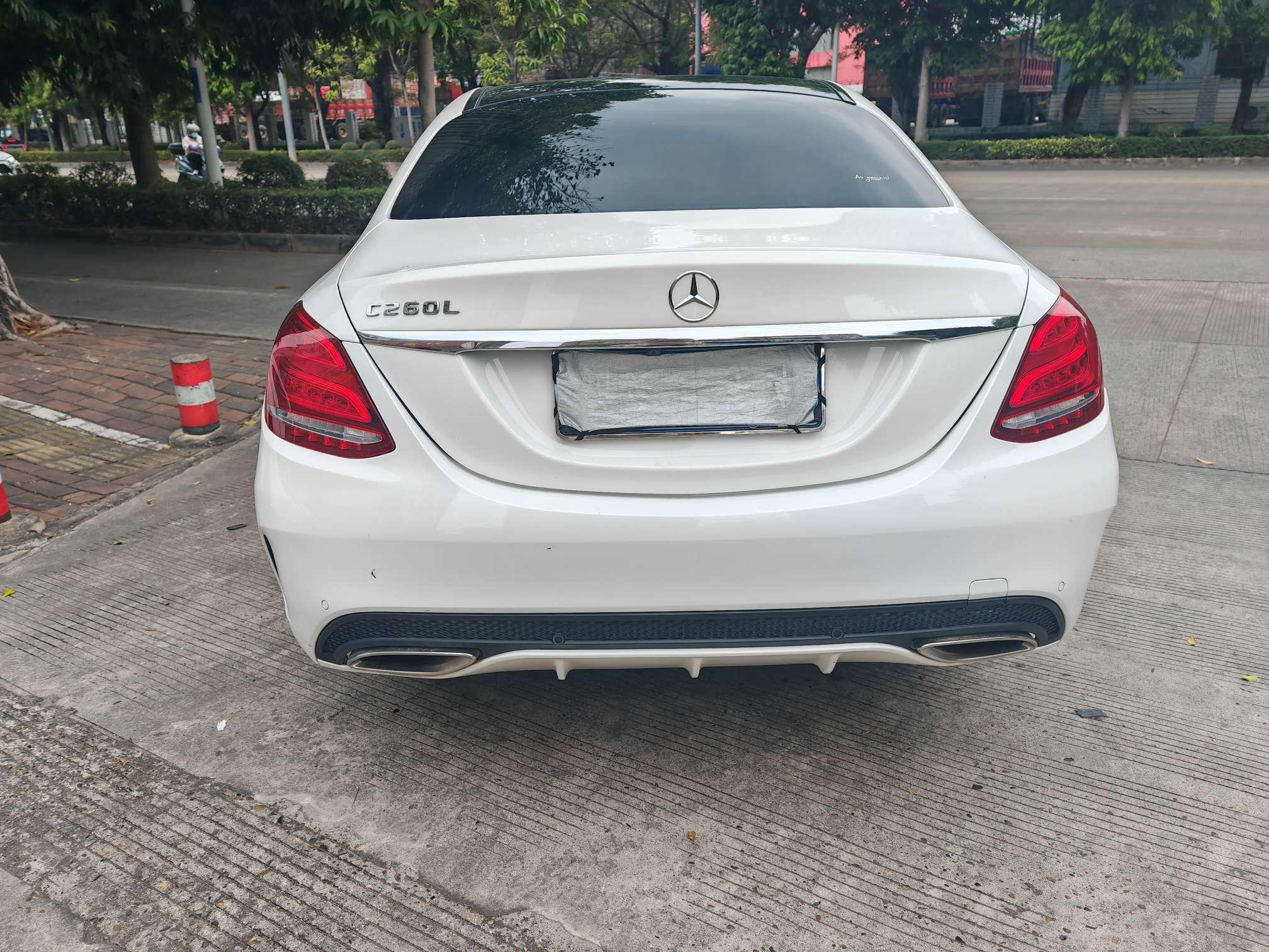 Mercedes-Benz C-Class 2017 thumb 3