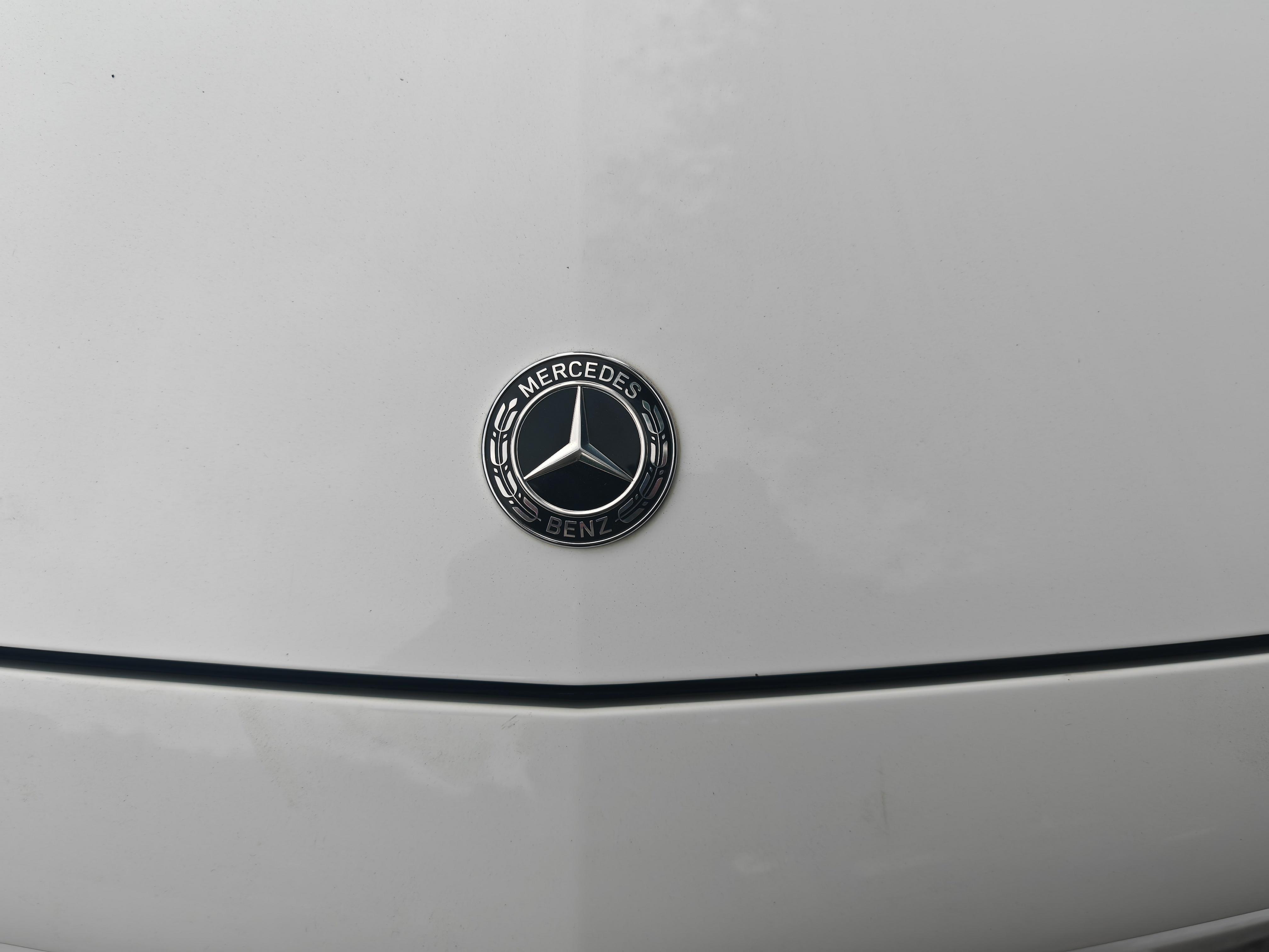 Mercedes-Benz C-Class 2017 thumb 6