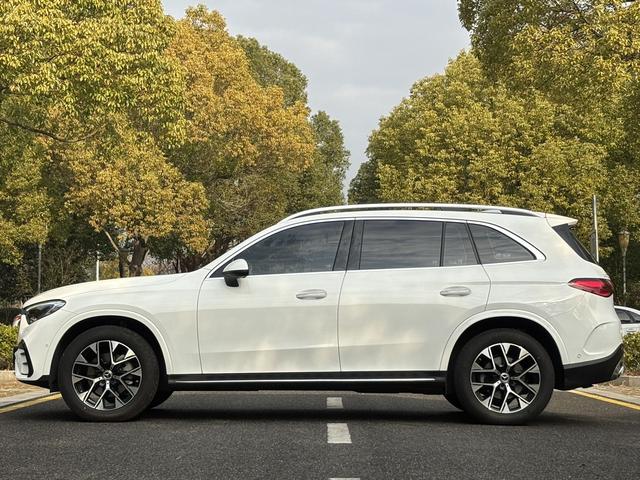 Mercedes-Benz GLC 2024 thumb 3