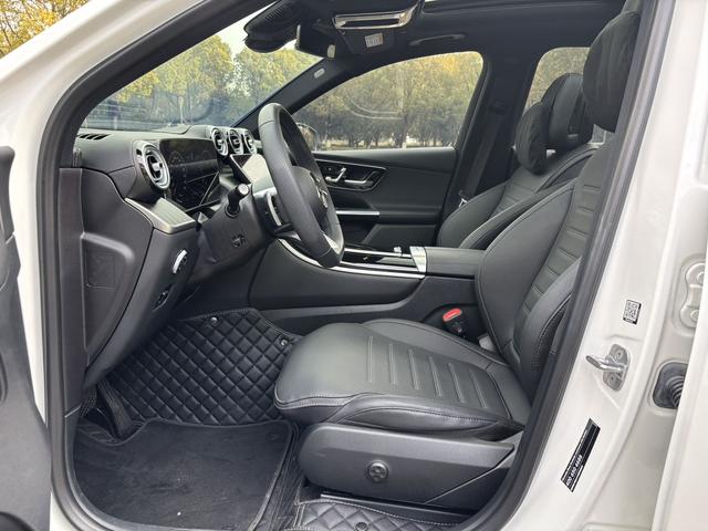 Mercedes-Benz GLC 2024 thumb 4
