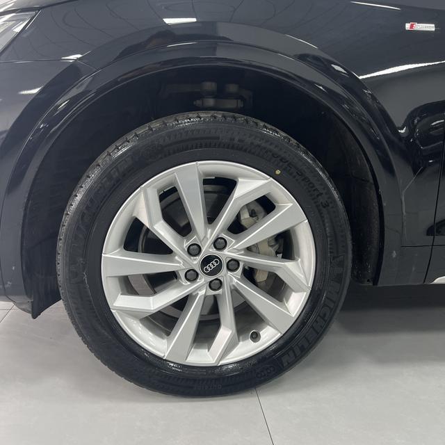 Audi Q5 2022 thumb 2