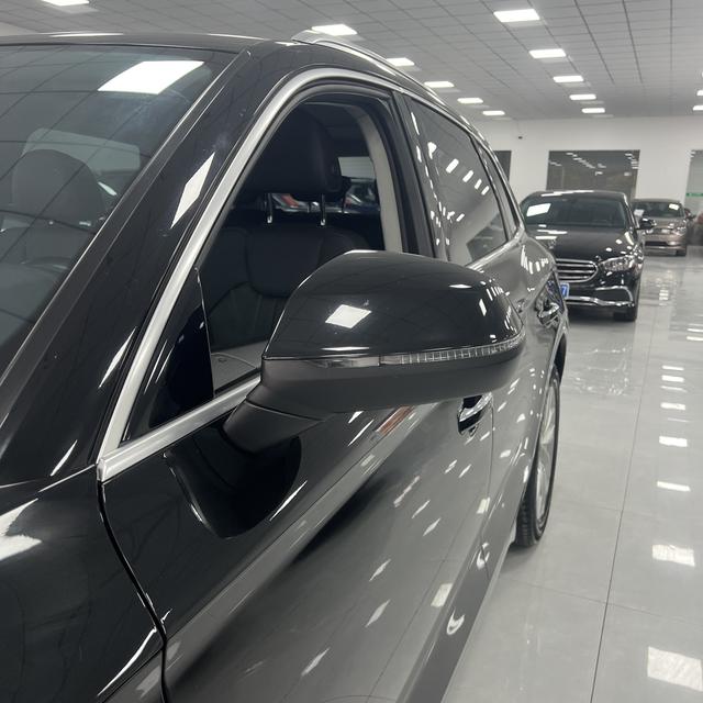 Audi Q5 2022 thumb 3