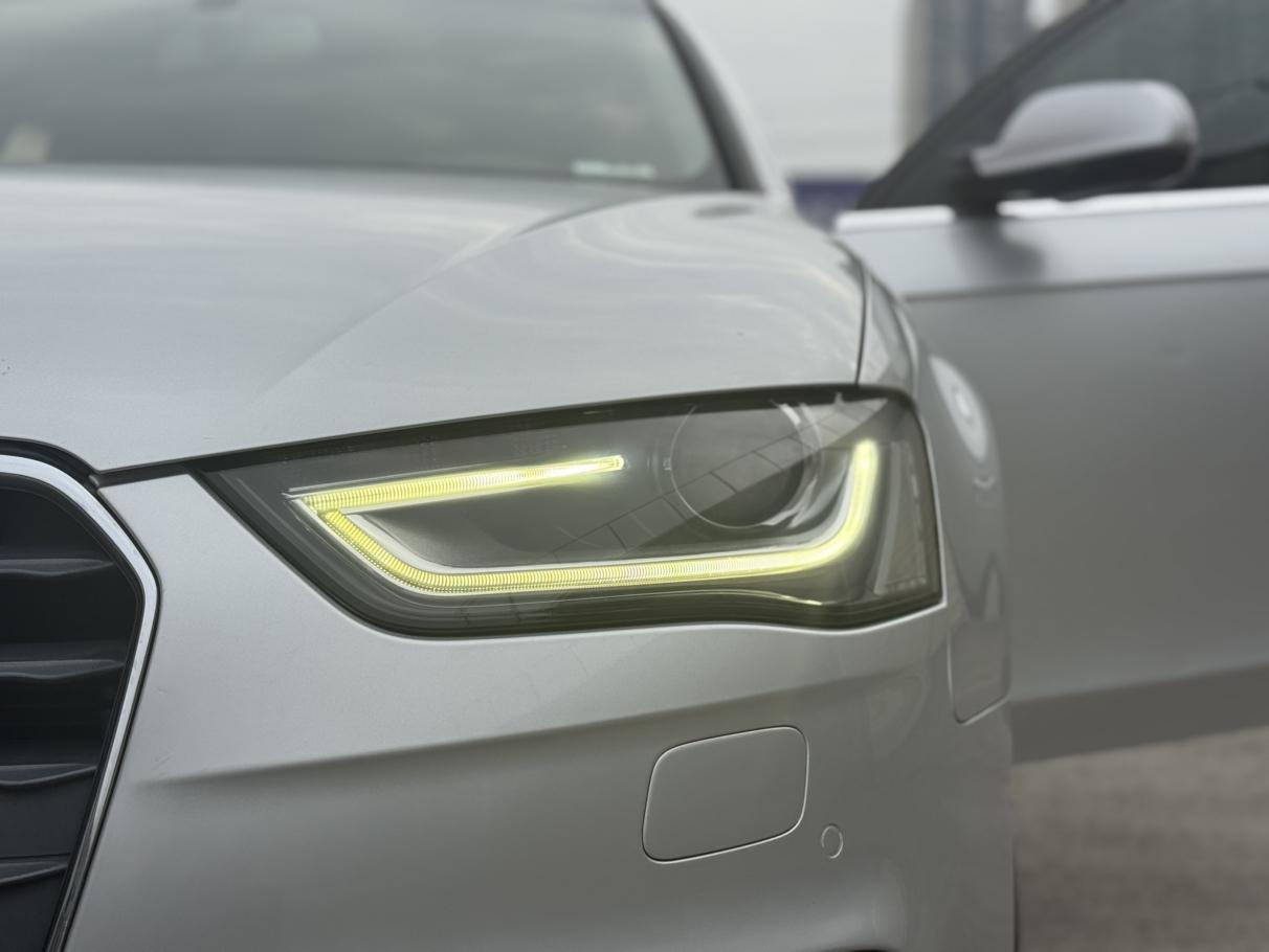 Audi A4 2015 thumb 6