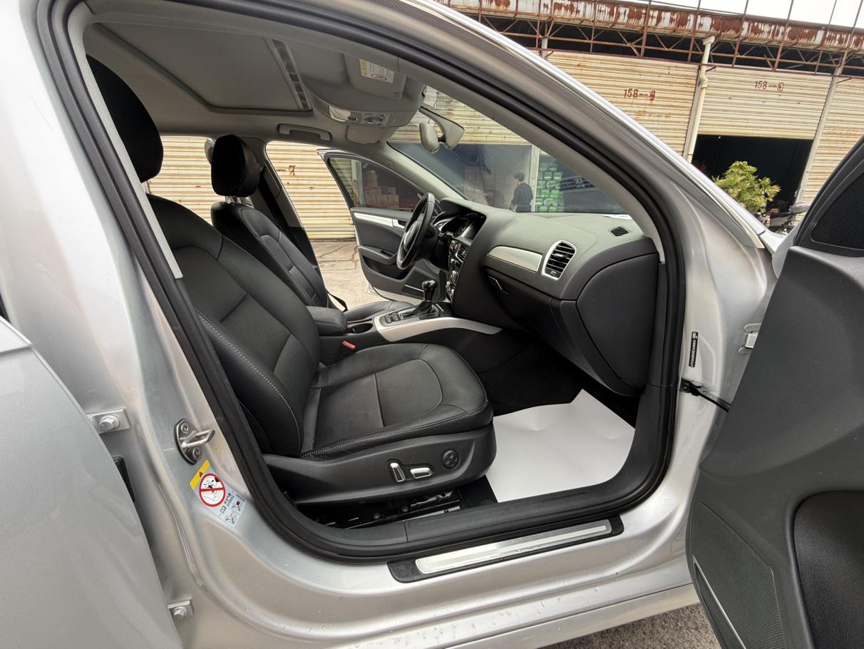 Audi A4 2015 thumb 10
