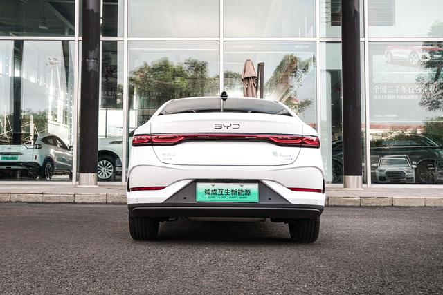 BYD Qin 2025 thumb 4