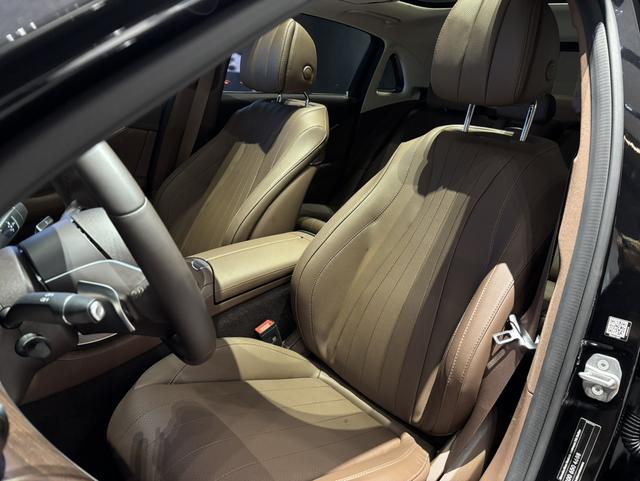 Mercedes-Benz E-Class 2023 thumb 5