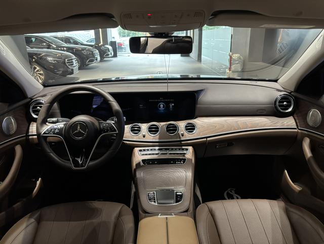 Mercedes-Benz E-Class 2023 thumb 8