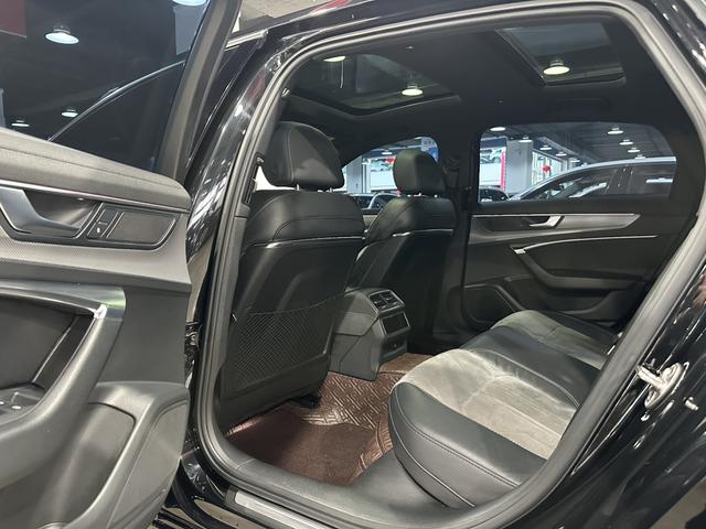Audi A6 2021 thumb 4