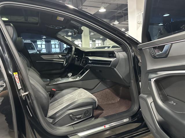 Audi A6 2021 thumb 7