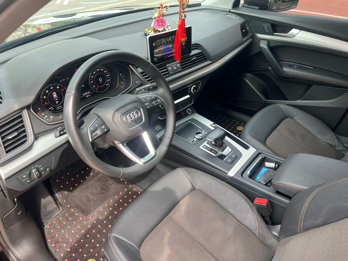 Audi Q5 2019 thumb 6