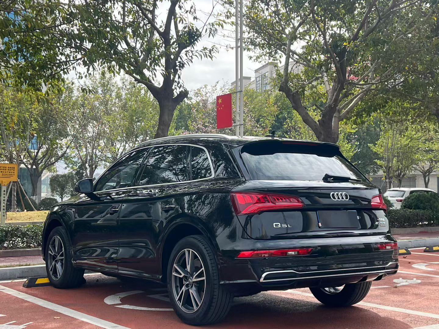 Audi Q5 2019 thumb 11