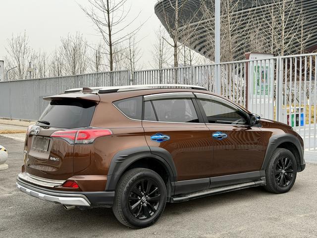 Toyota RAV4 2019 thumb 2