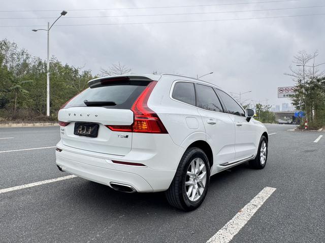 Volvo XC60 2019 thumb 7
