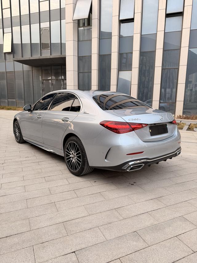 Mercedes-Benz C-Class 2023 thumb 2