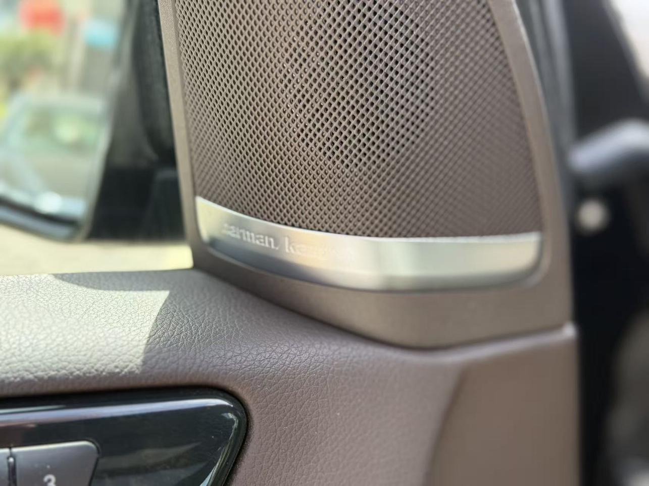 Mercedes-Benz GLE 2018 thumb 7