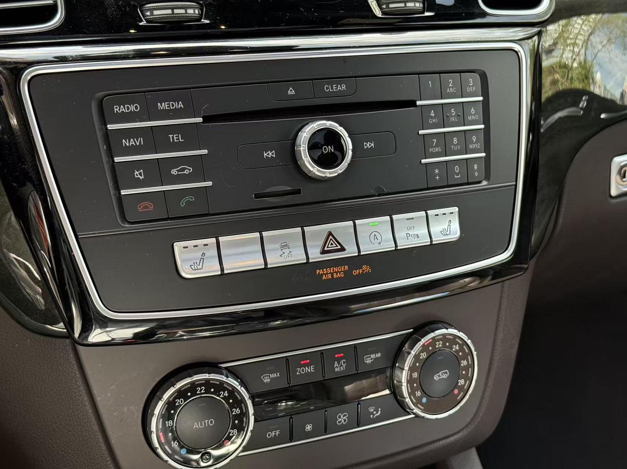 Mercedes-Benz GLE 2018 thumb 9