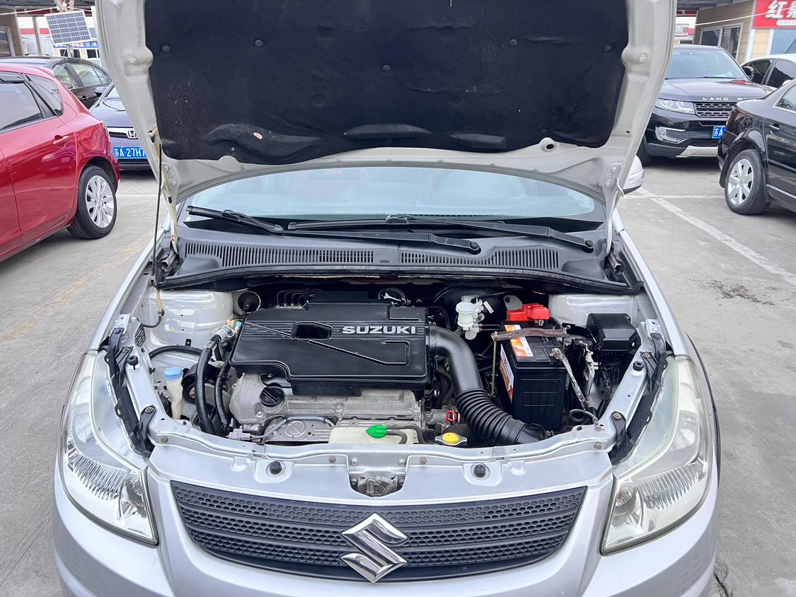 Suzuki SX4 2010 thumb 5