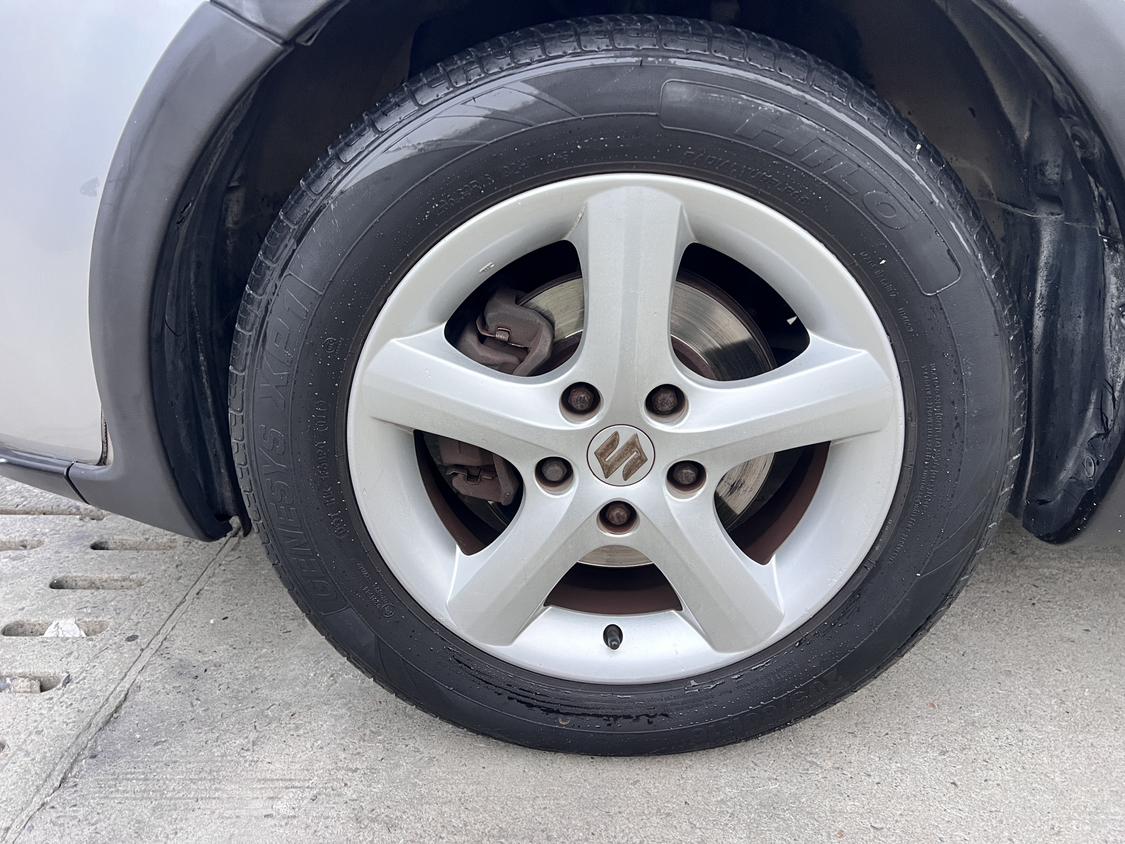 Suzuki SX4 2010 thumb 9