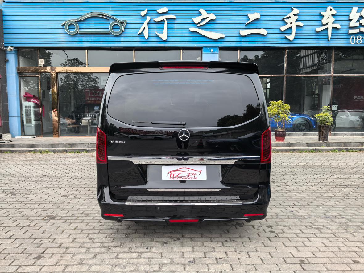 Mercedes-Benz V-Класс 2017 thumb 4