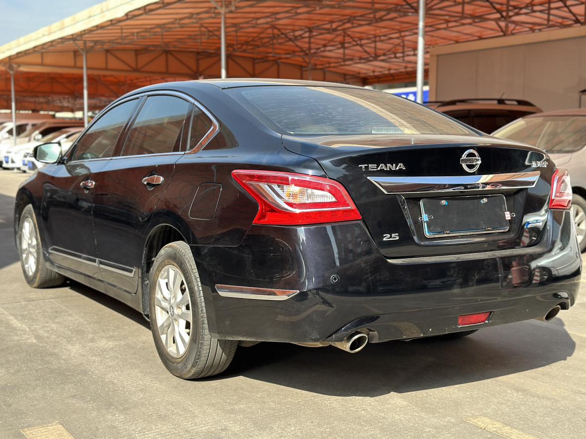 Nissan Altima 2013 thumb 2
