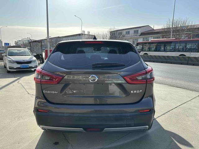 Nissan Qashqai+2 2021 thumb 2