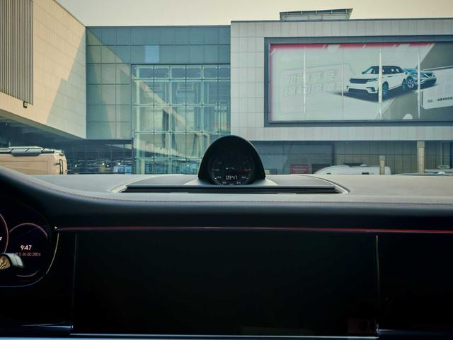 Porsche Panamera 2023 thumb 10