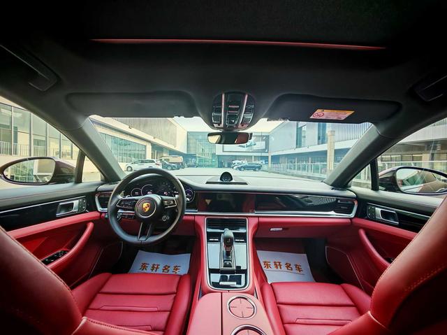 Porsche Panamera 2023 thumb 11