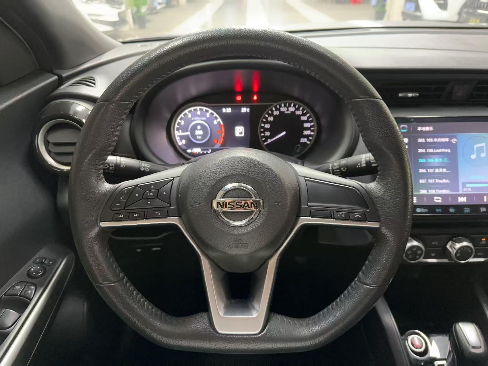 Nissan Kicks 2017 thumb 12