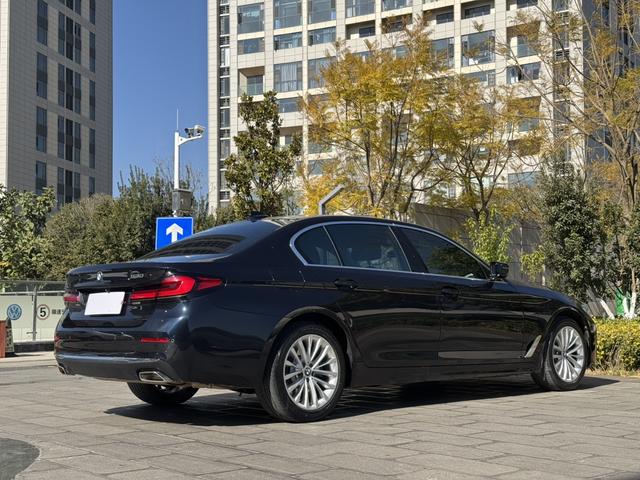 BMW 5 серии 2021 thumb 4