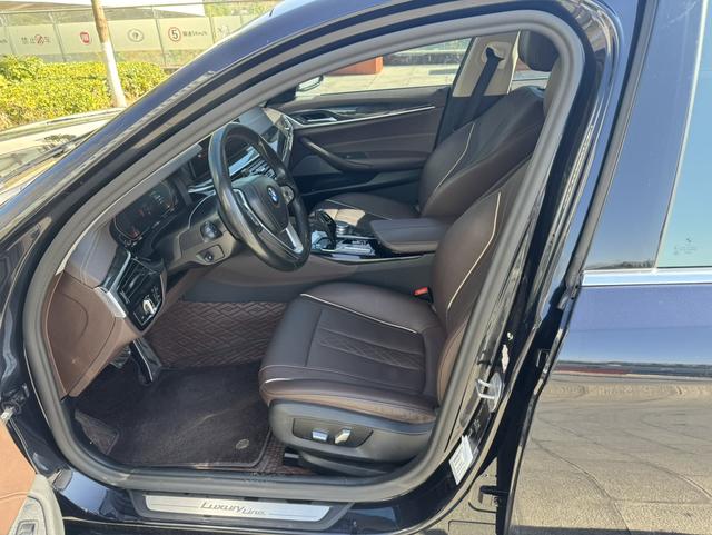 BMW 5 серии 2021 thumb 8