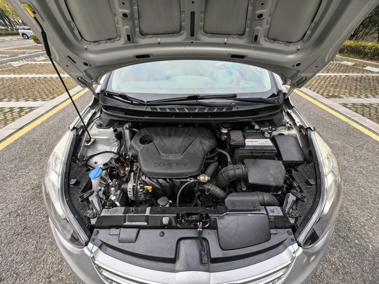 Hyundai Elantra 2014 thumb 6