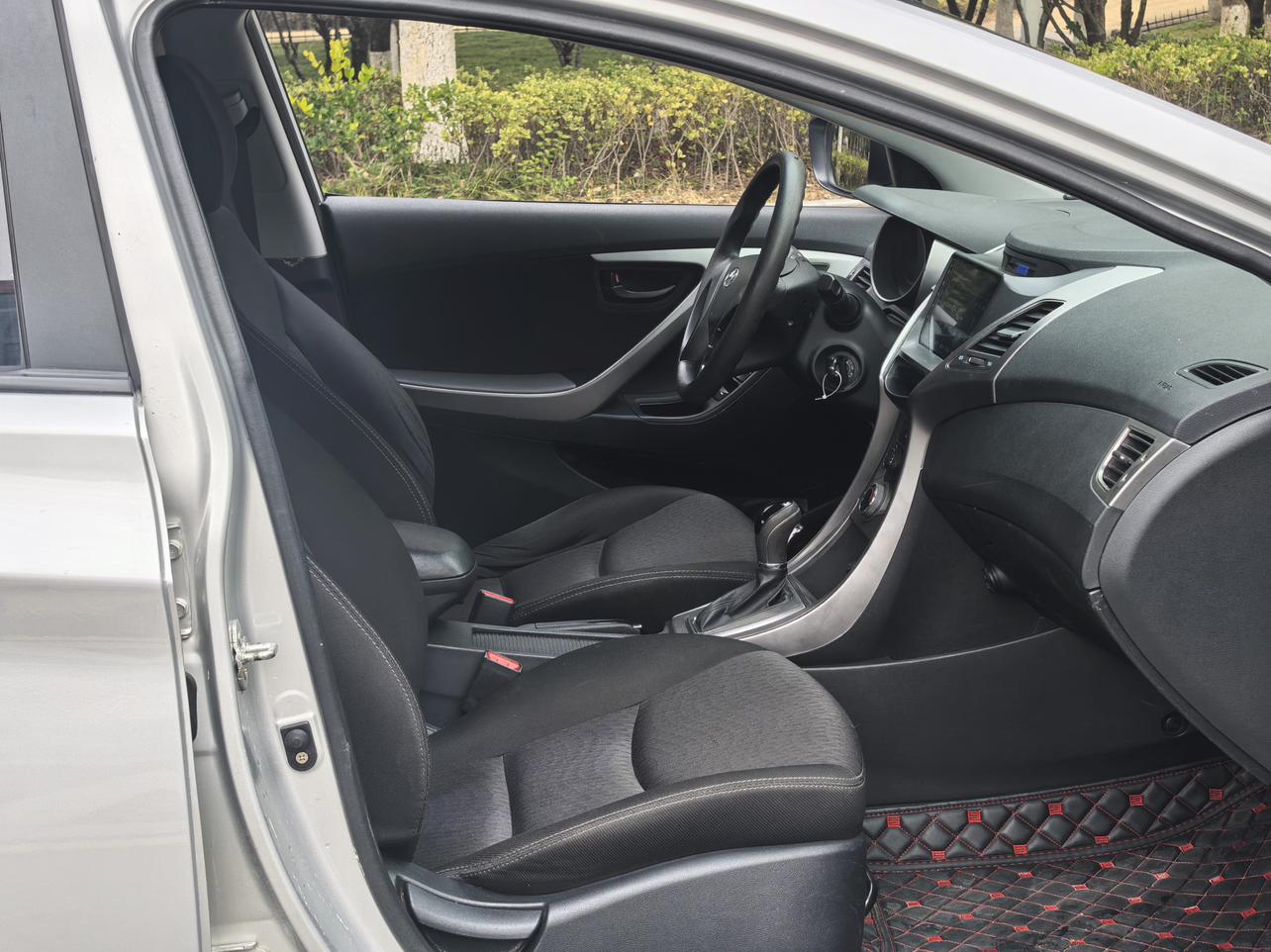 Hyundai Elantra 2014 thumb 10