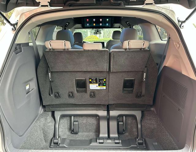 Toyota Sienna 2026 thumb 6
