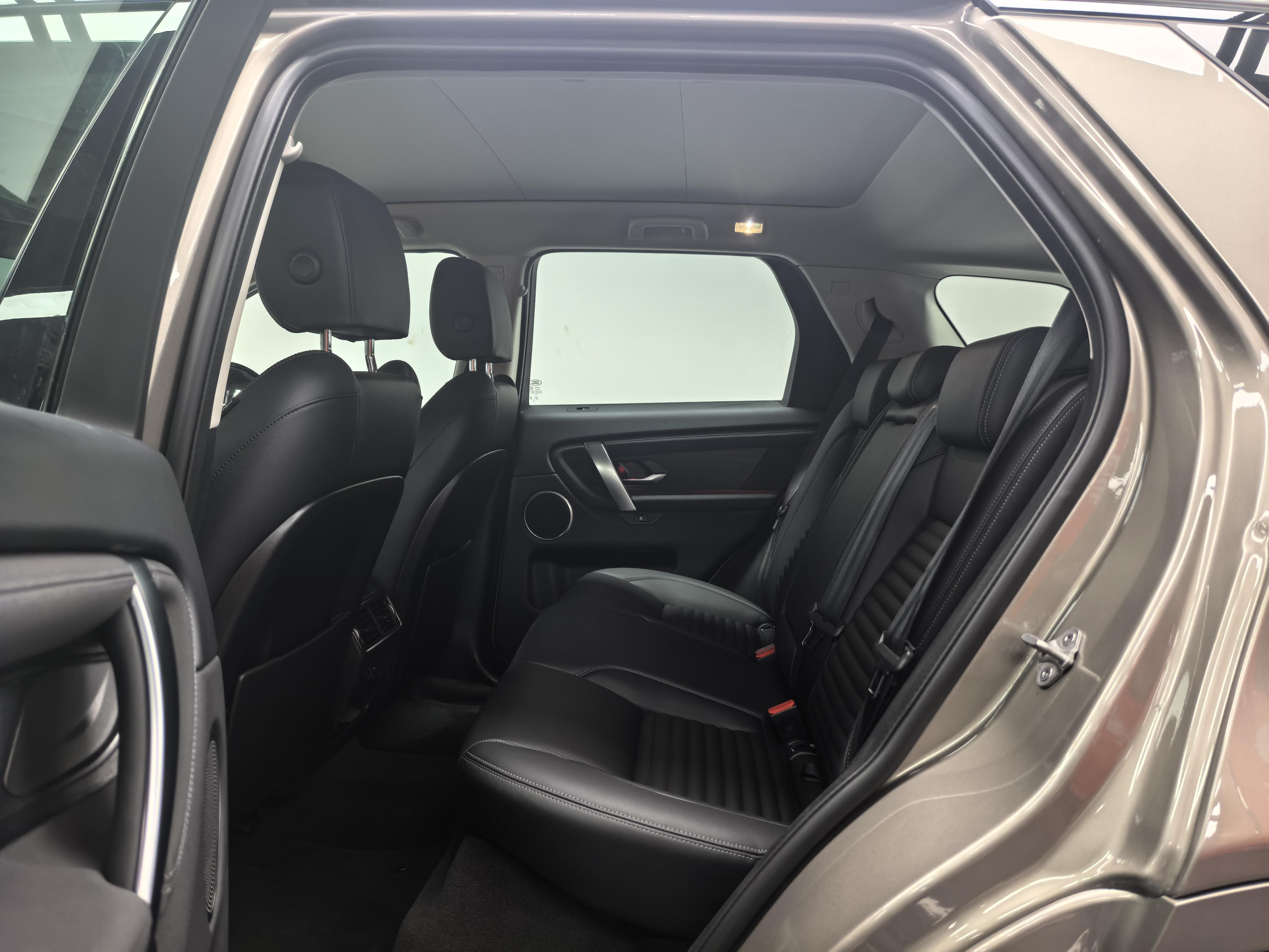 Land Rover Range Rover 2024 thumb 8