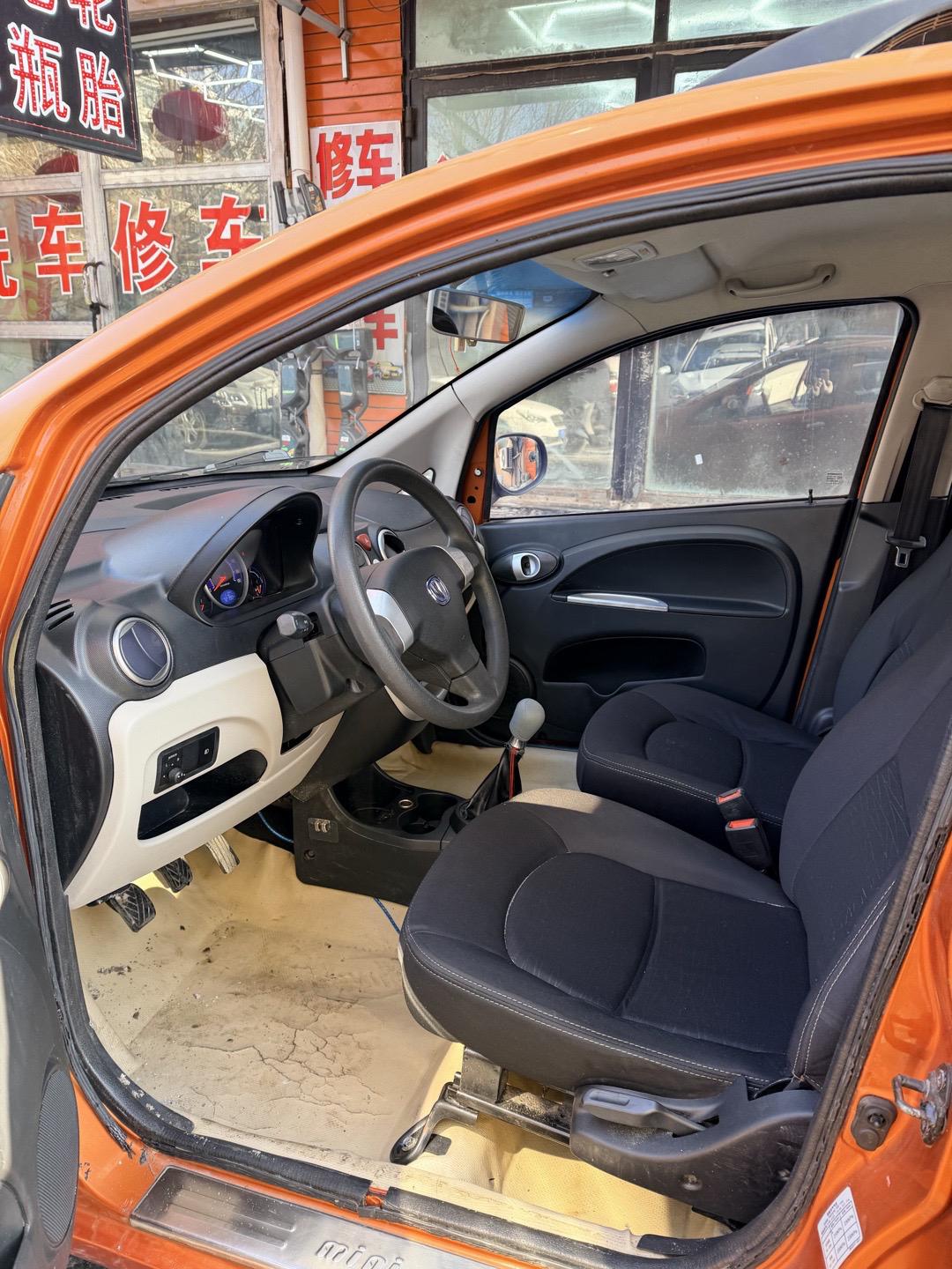 Changan Benben 2014 thumb 7