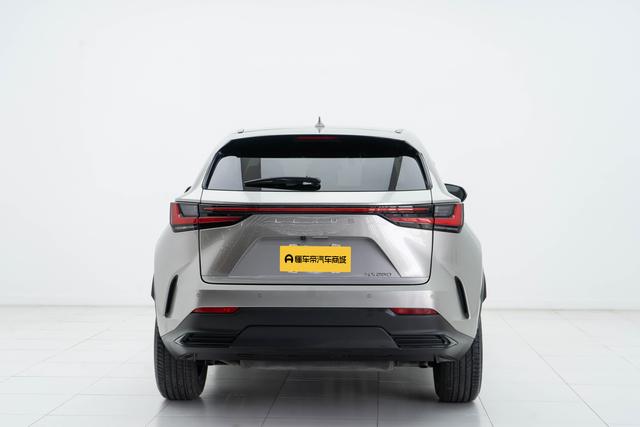 Lexus NX 2022 thumb 3