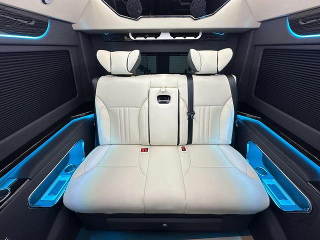 Toyota HiAce 2025 thumb 6