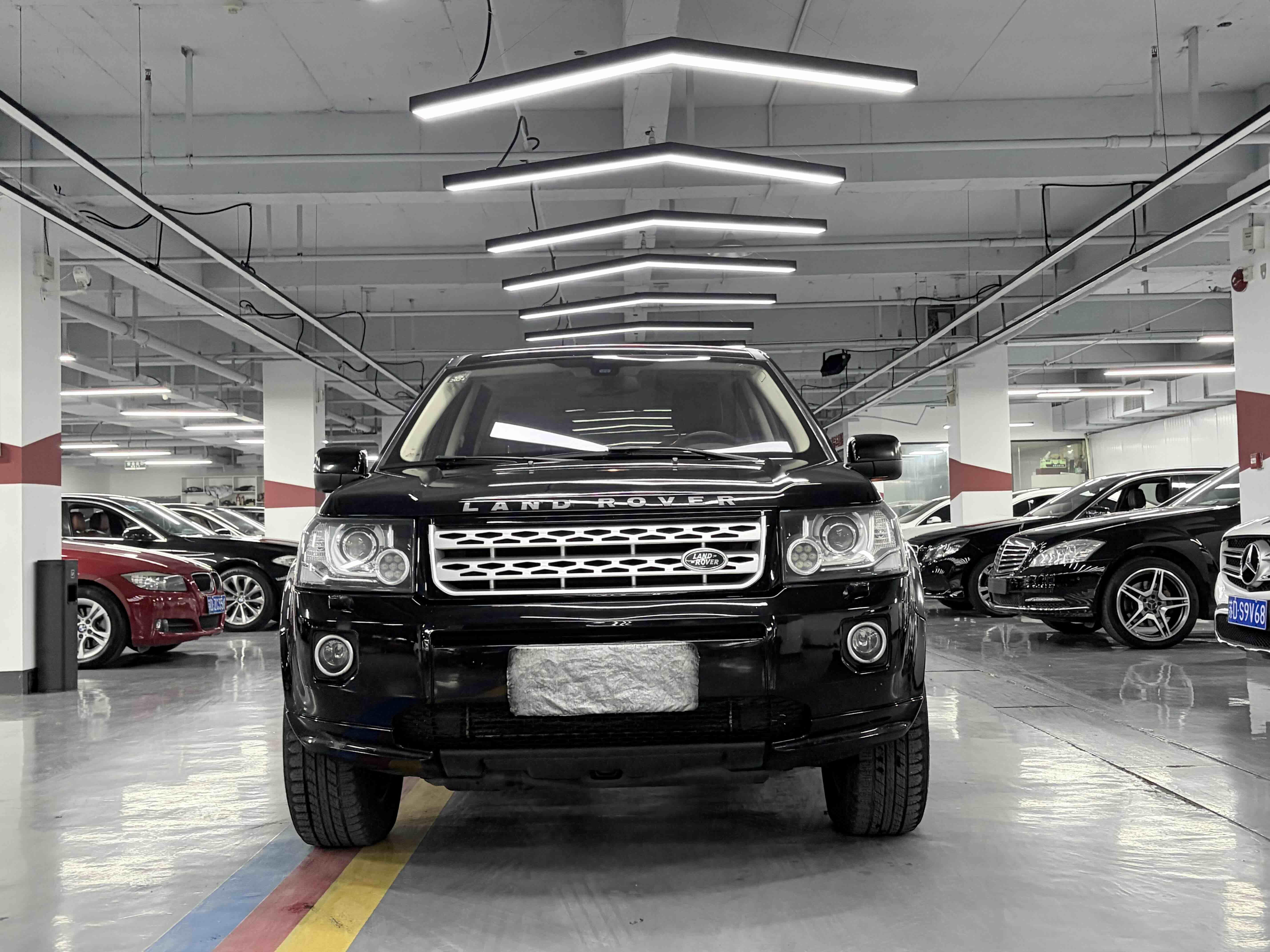 Land Rover Discovery Sport 2014 thumb 9