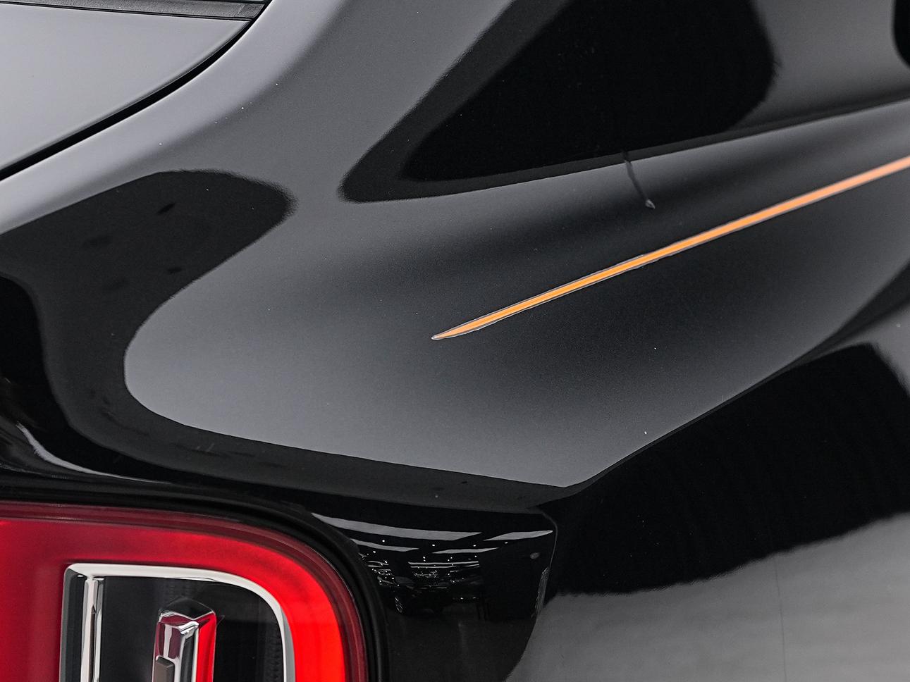 Rolls-Royce Cullinan 2019 thumb 8