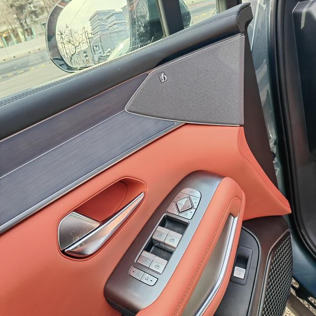 BYD Tang L DM 2025 thumb 6