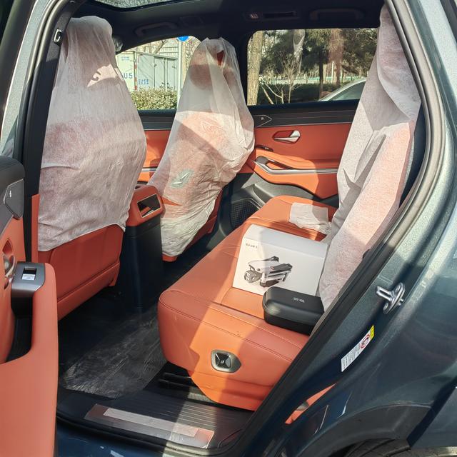 BYD Tang L DM 2025 thumb 7