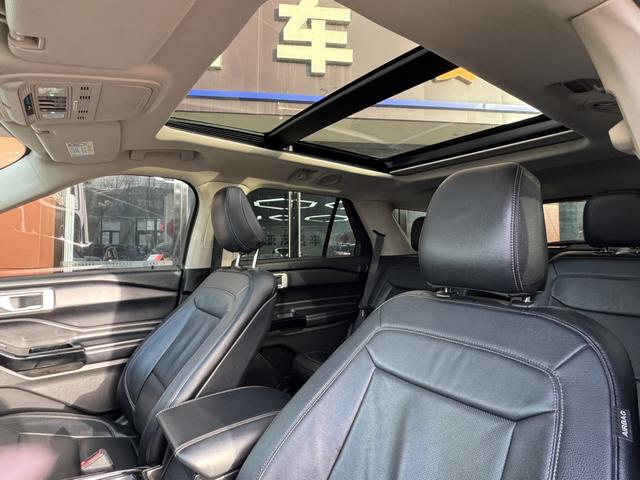 Ford Explorer 2020 thumb 7