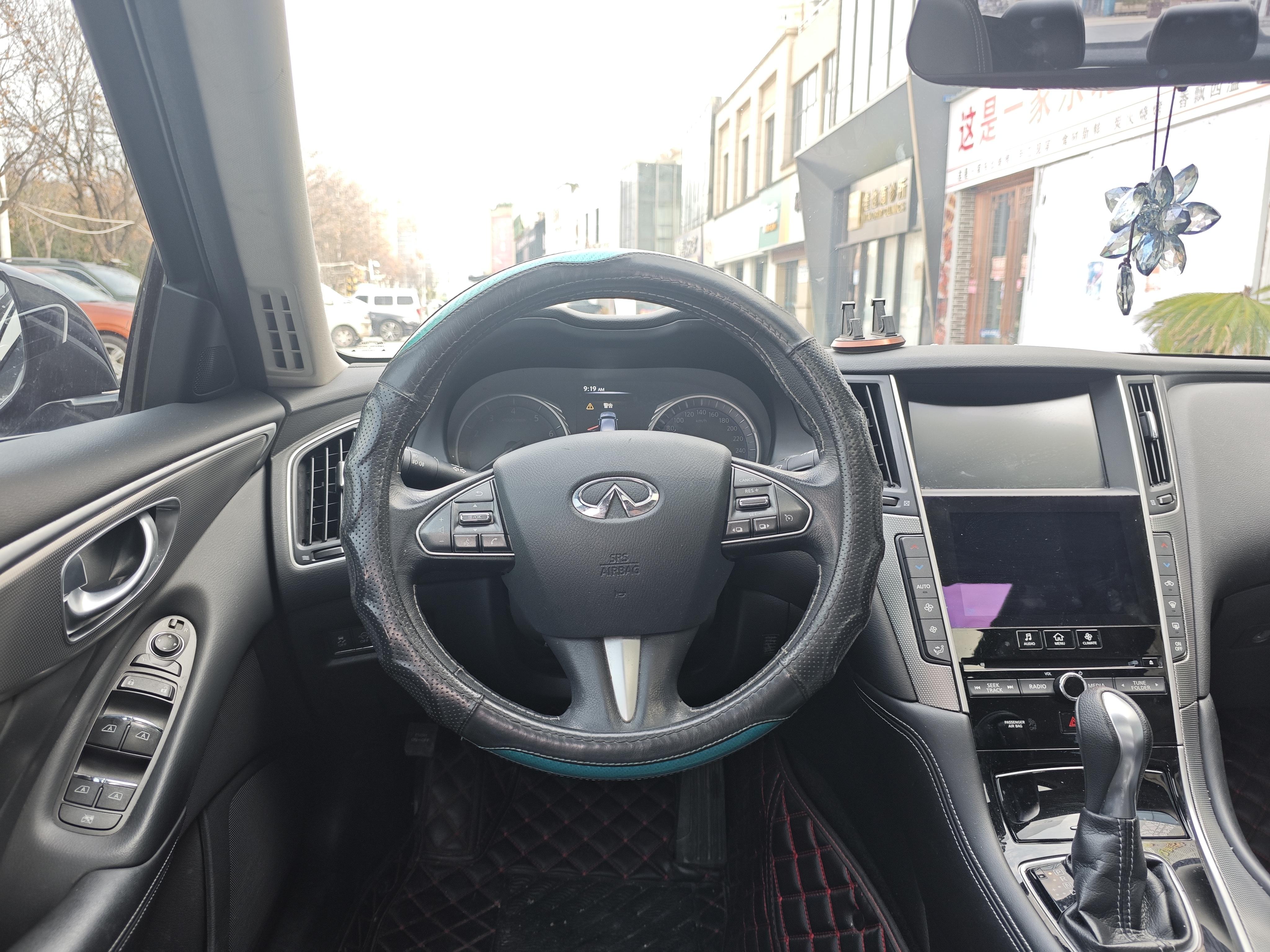 Infiniti Q50L 2017 thumb 10