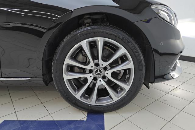 Mercedes-Benz E-Class 2020 thumb 2