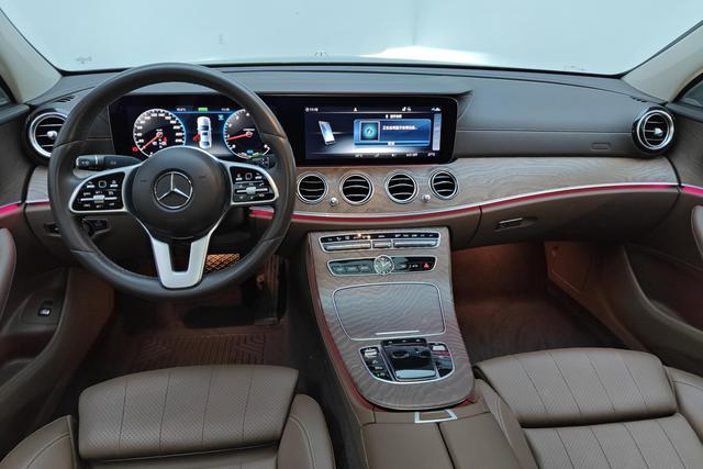 Mercedes-Benz E-Class 2020 thumb 11