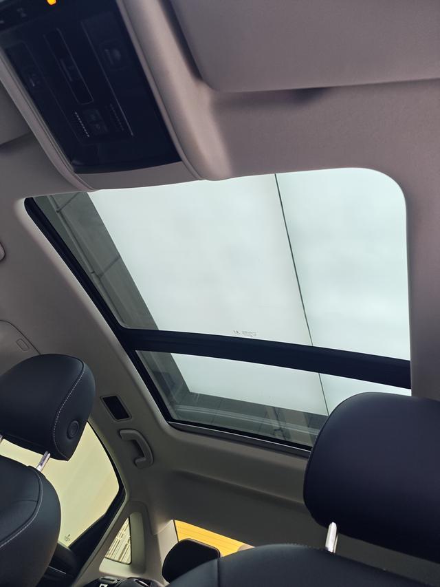 Volkswagen Passat 2023 thumb 11